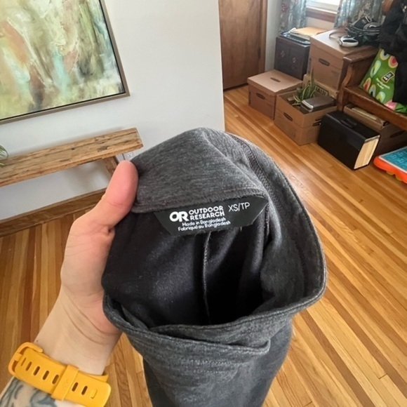 Outdoor Research Turtleneck with Pockets - Picture 2 of 3